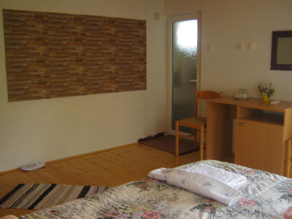 Risto'S Guest House Ohrid Room photo